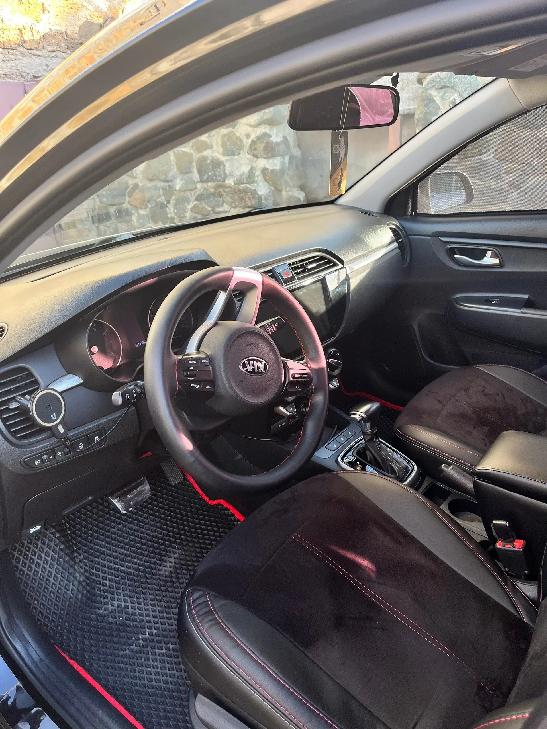 Kia Rio 2019, 1.6 AT, Максимальная комплектация - Легковые автомобили (Авто) в Симферополь