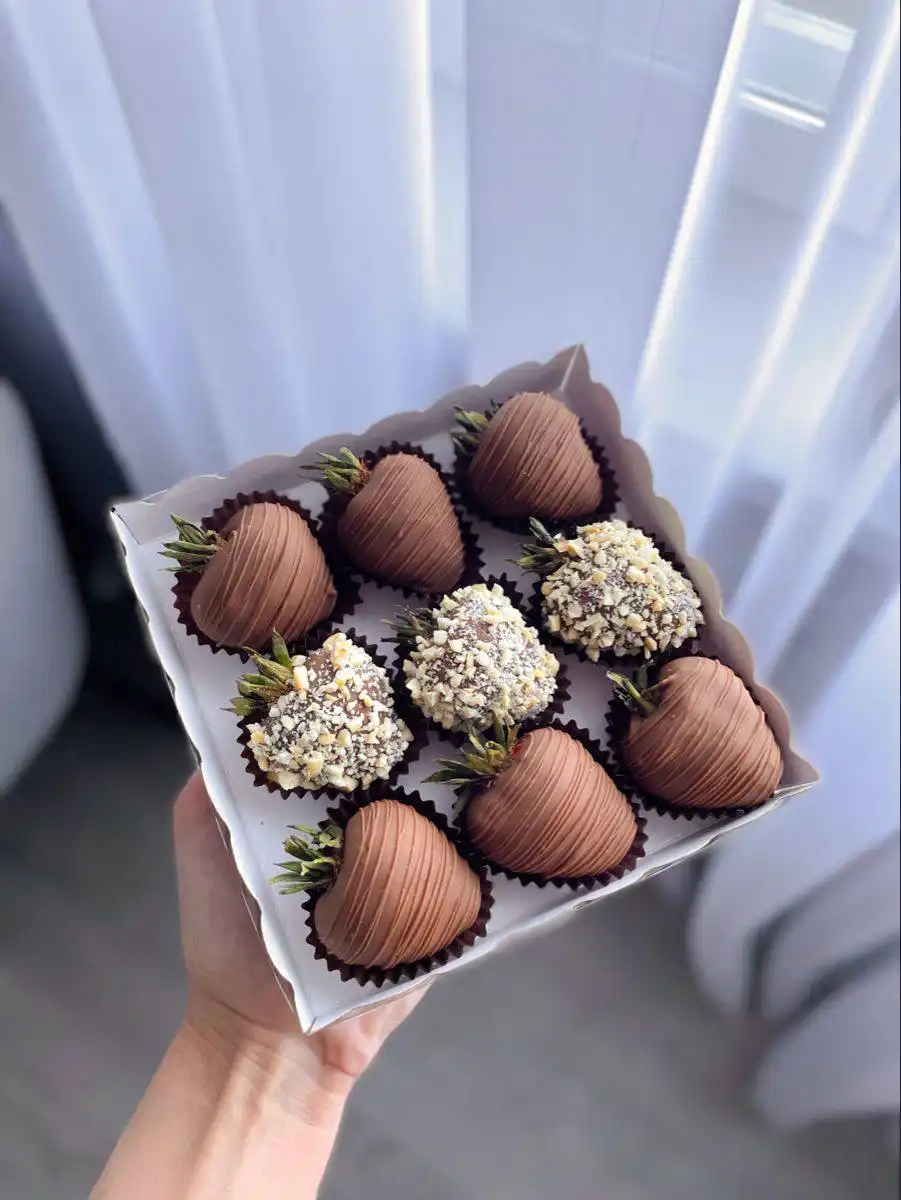 Клубника и фрукты в шоколаде на 14 февраля - Подарки (Барахолка) в Ульяновск