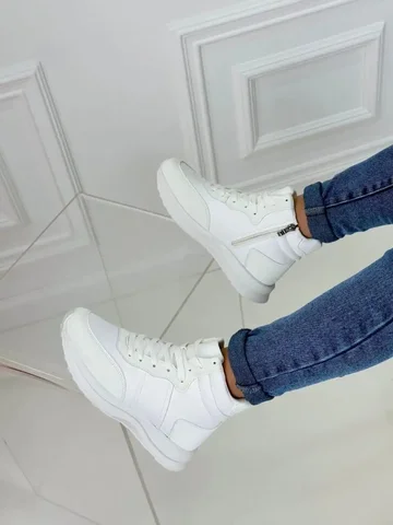 НОВЫЕ женские сапоги люкс качества размер 36 - Головные уборы в Ульяновск