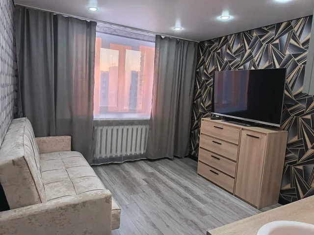 Сдам комнату-студию в общежитии - Дома в Ульяновск