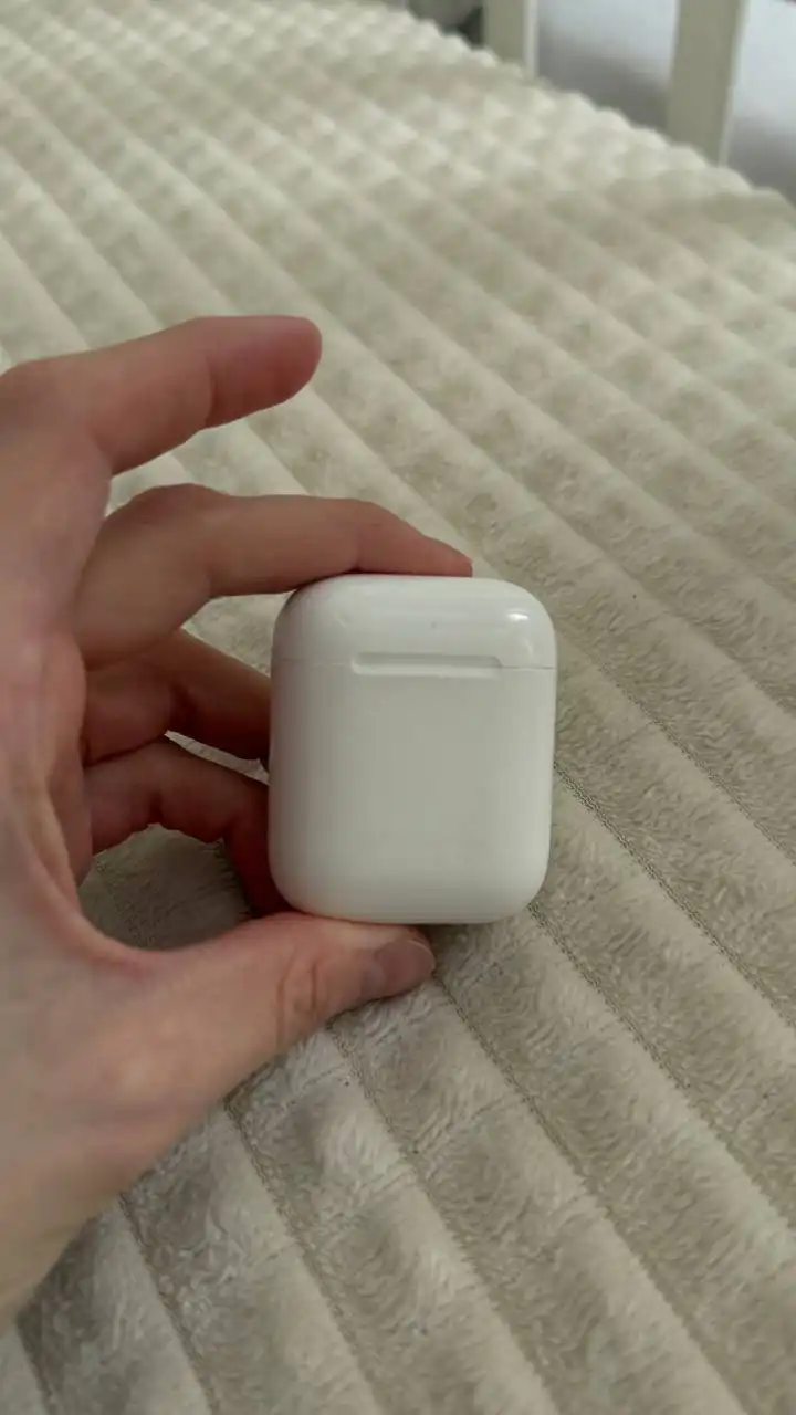 Продам наушники оригинальные с коробкой - Аудиотехника (Электроника) в Ульяновск