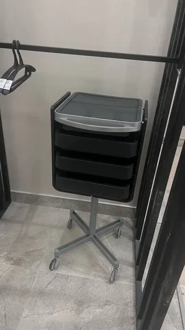 Продам парикмахерскую тележку Wellaboy - частное объявление в Ульяновск