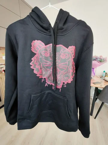 Новая толстовка размер S - Боксы с одеждой в Ульяновск