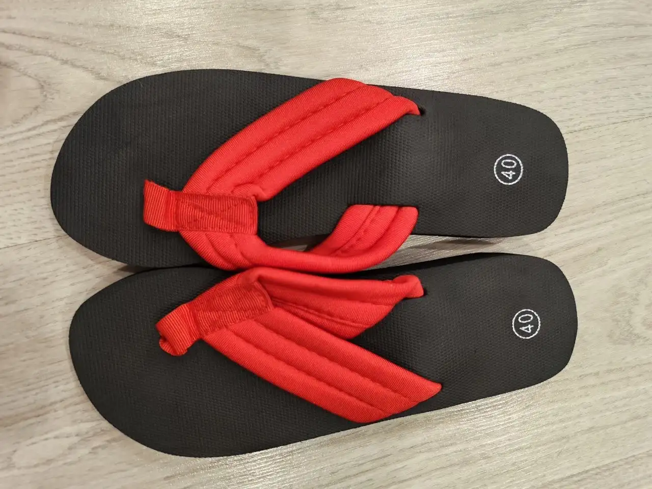 Летние кроссовки, босоножки и шлепки новые - Обувь (Одежда) в Ульяновск