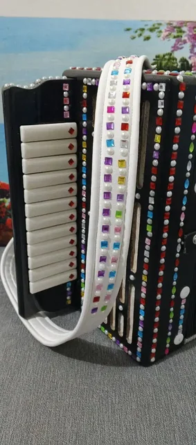 Обмен на деньги или на недорогой пчелиный мёд - Продукты питания в Чебоксары