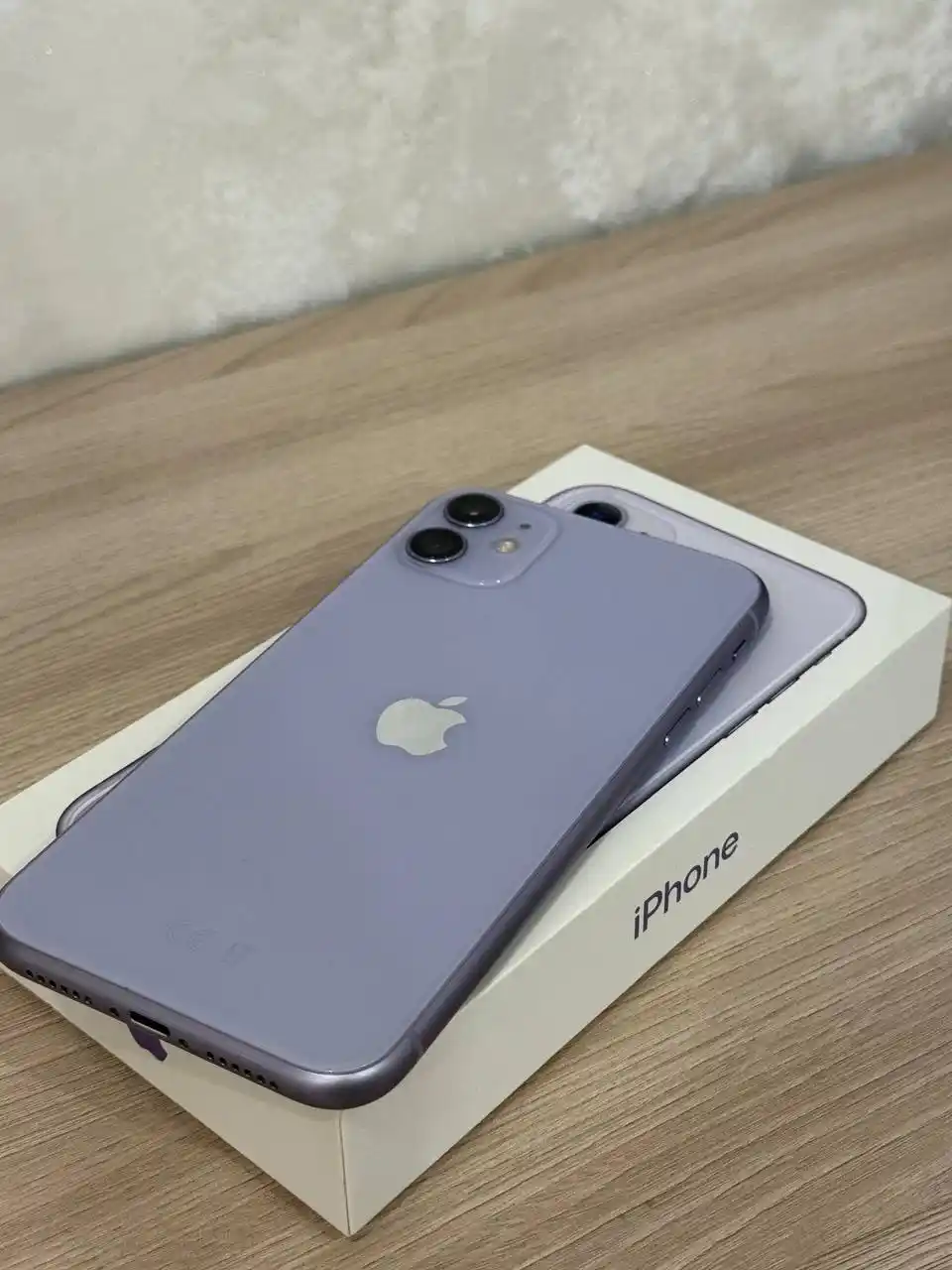 Продам iPhone 11 128 ГБ