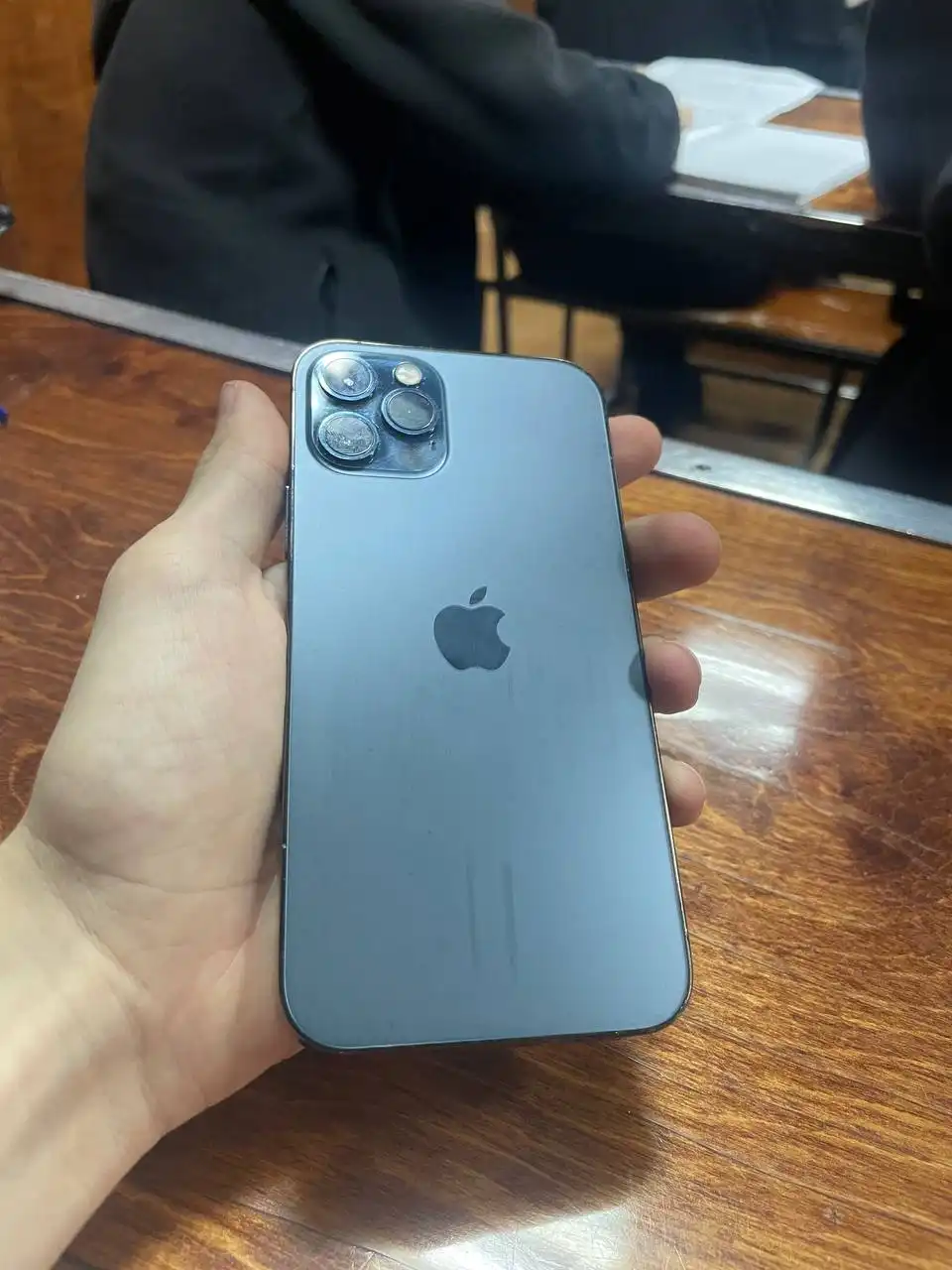 Продам iPhone 12 Pro 128GB