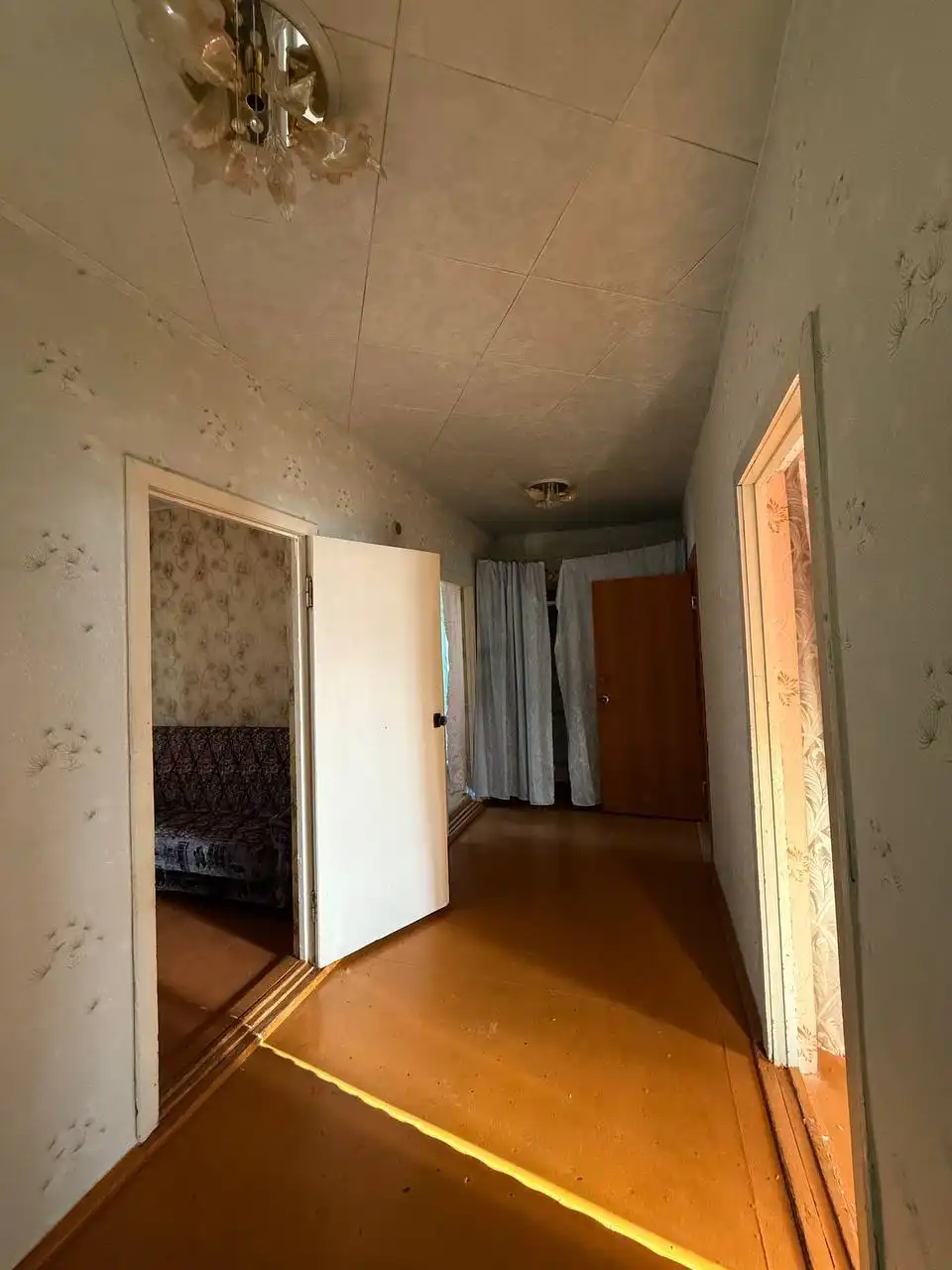 Продаётся уютный дом в центре с. Новопавловка