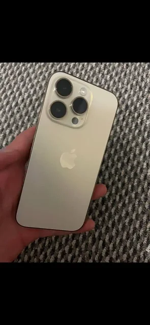 Телефон в отличном состоянии с полным комплектом - Смарт-часы в Оренбург