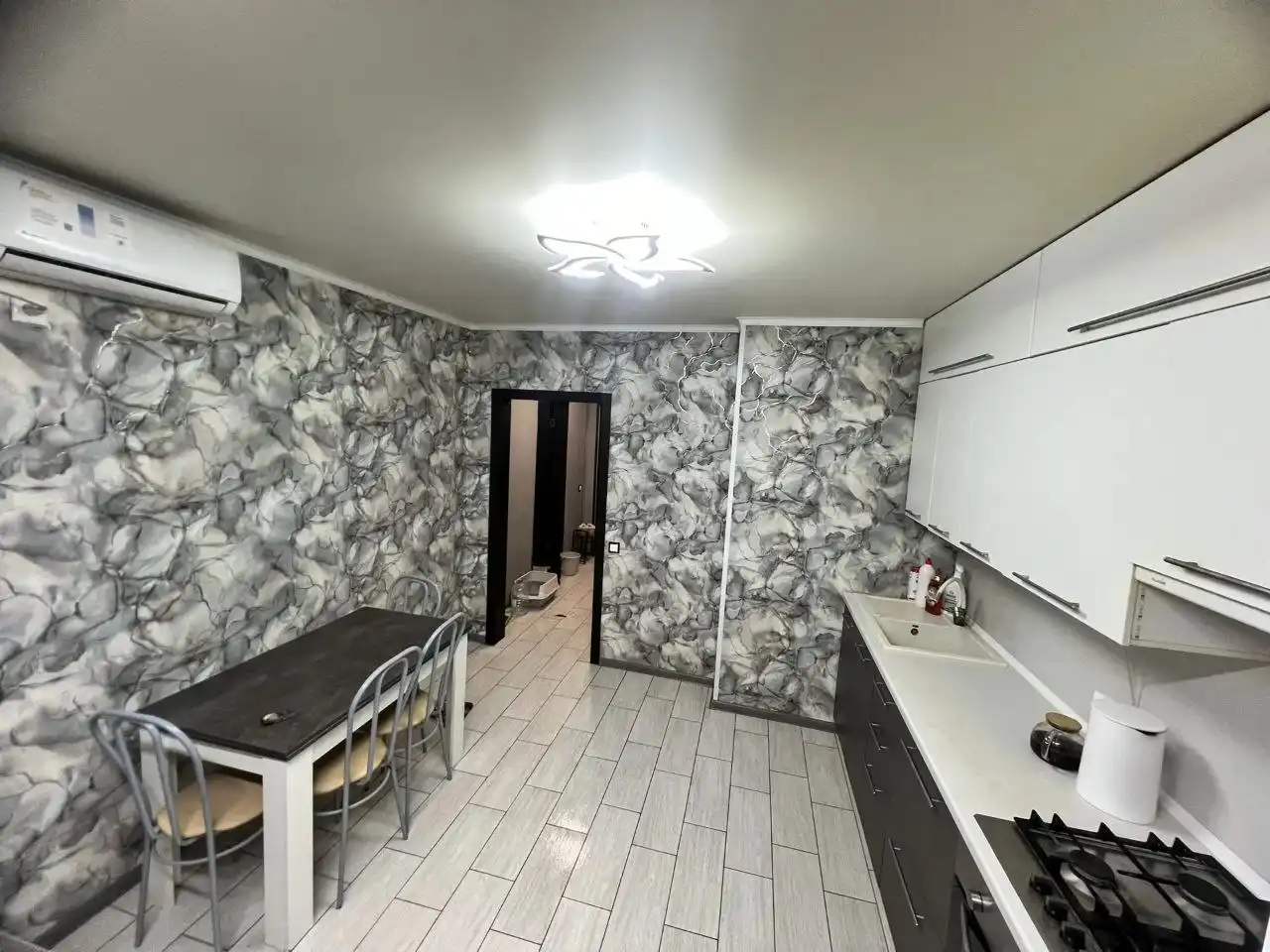 Большая 1-комнатная квартира 41.3 м² в микрорайоне Южный Оренбурга - Квартиры (Недвижимость) в Оренбург