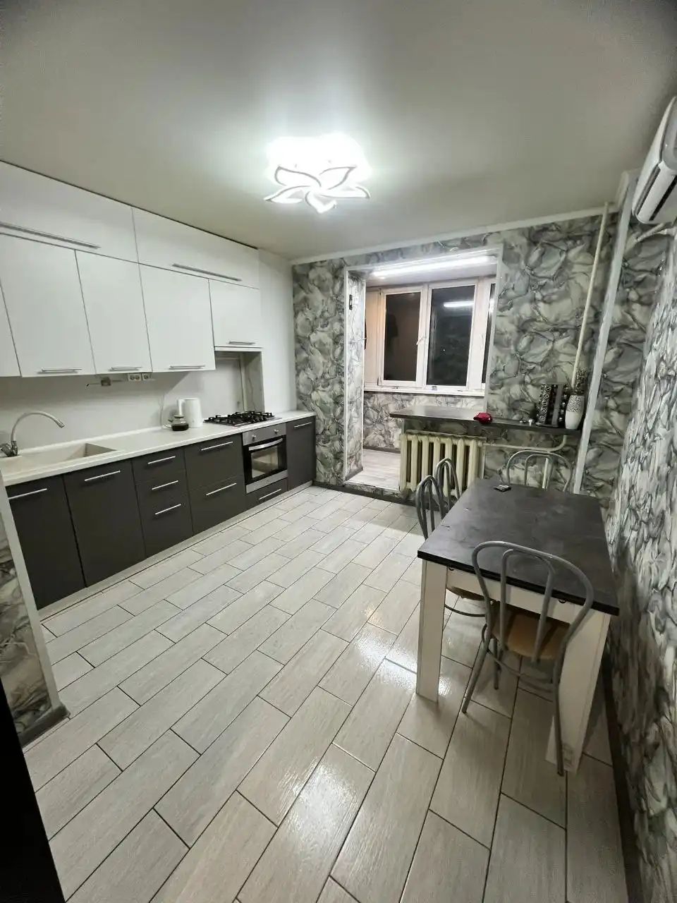 Большая 1-комнатная квартира 41.3 м² в микрорайоне Южный Оренбурга - Квартиры (Недвижимость) в Оренбург