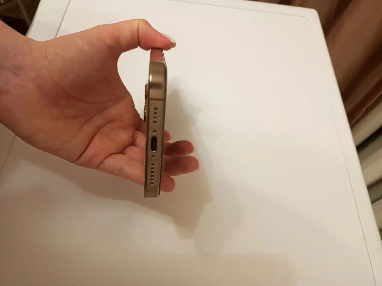 Продажа iPhone 16 Pro Max 256 ГБ золотистый - Смартфоны и телефоны (Электроника) в Оренбург