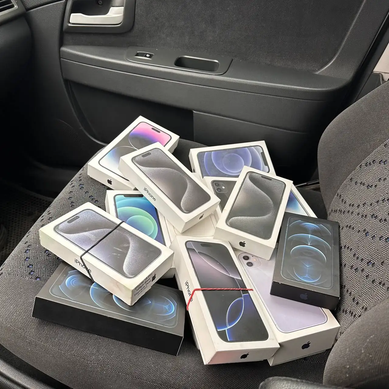 Продажа iPhone, Apple Watch и аксессуаров в Оренбурге - Смартфоны и телефоны (Электроника) в Оренбург