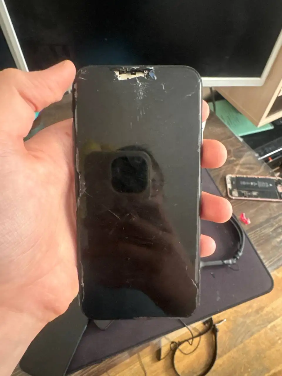 iPhone X без задней камеры с проблемами экрана и аккумулятора - Смартфоны и телефоны (Электроника) в Оренбург