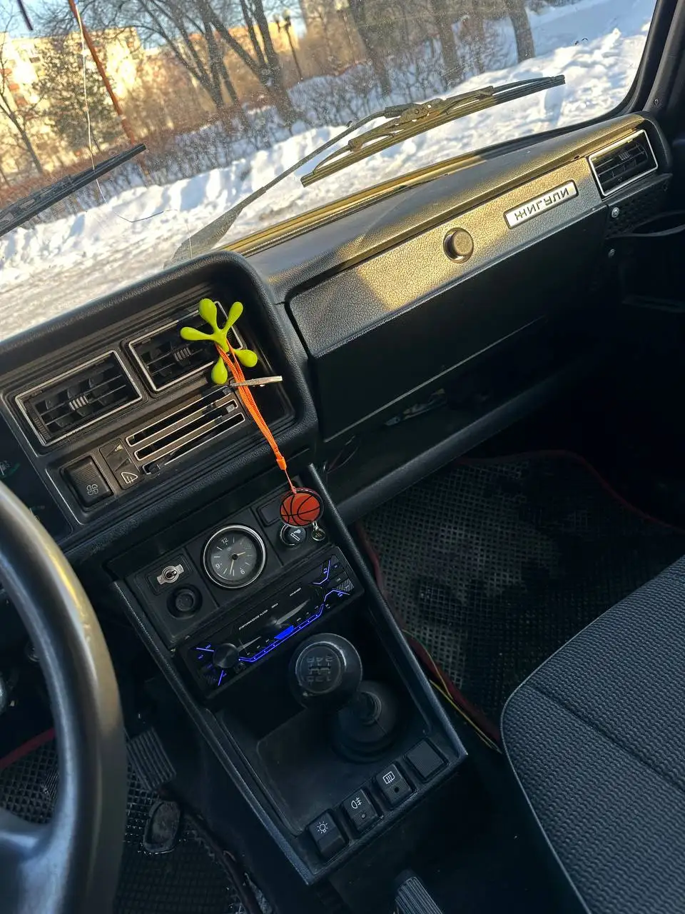 Продажа автомобиля Нива 2004 года в отличном состоянии - Легковые автомобили (Авто) в Оренбург