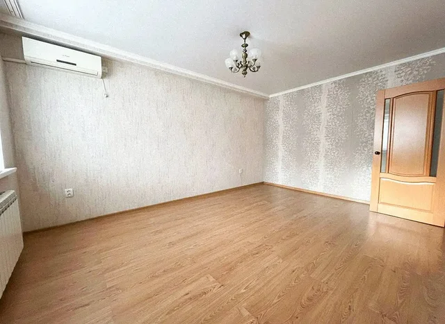 Продажа уютной 2-комнатной квартиры в Оренбурге - Участки с домами в Оренбург