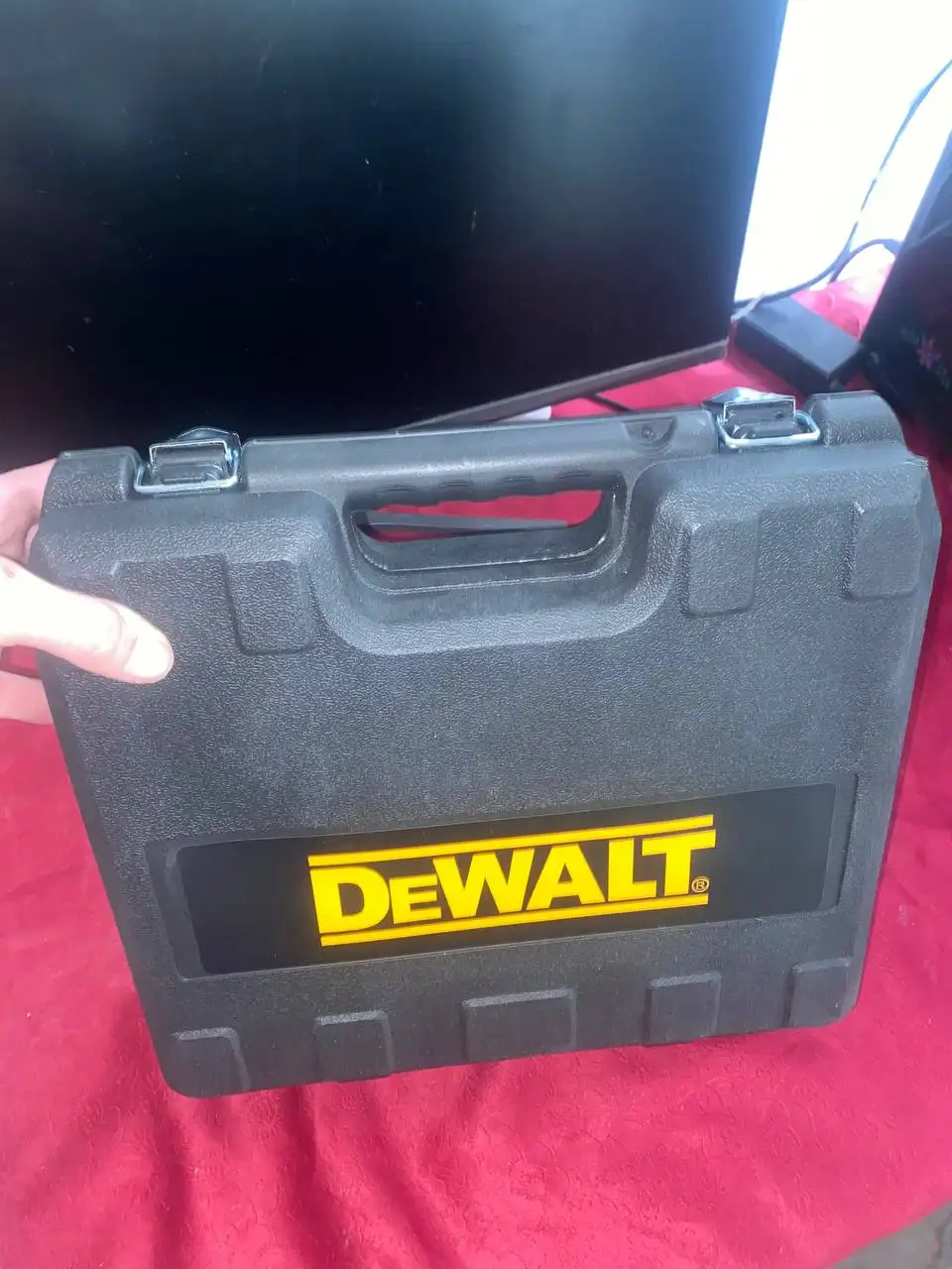 Продам большой новый набор DeWALT в полной комплектации - Инструменты (Барахолка) в Оренбург