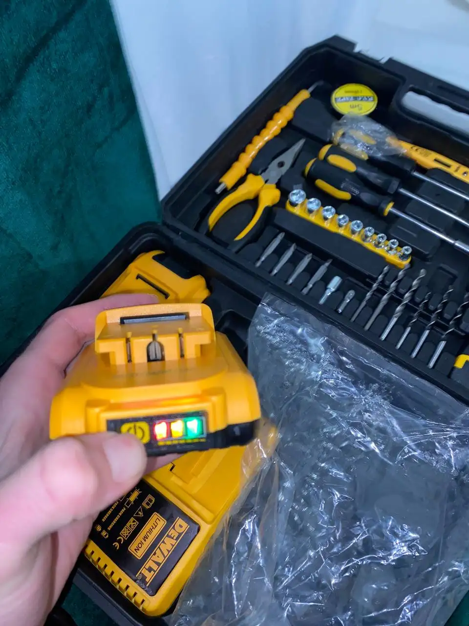 Продам большой новый набор DeWALT в полной комплектации - Инструменты (Готовый бизнес и оборудование) в Оренбург