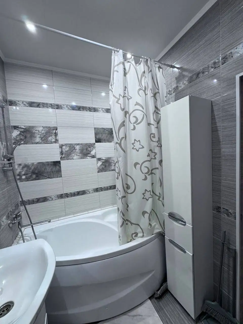 Продажа двухкомнатной квартиры 59.3 кв.м в Оренбурге - Квартиры (Недвижимость) в Оренбург