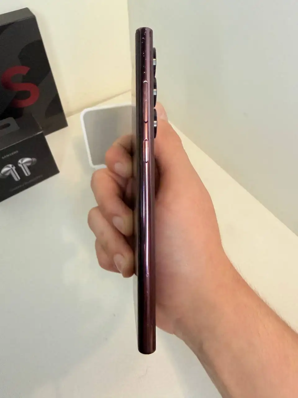 Продажа Samsung Galaxy S22 Ultra 8/128 в отличном состоянии - Телефоны (Электроника) в Оренбург