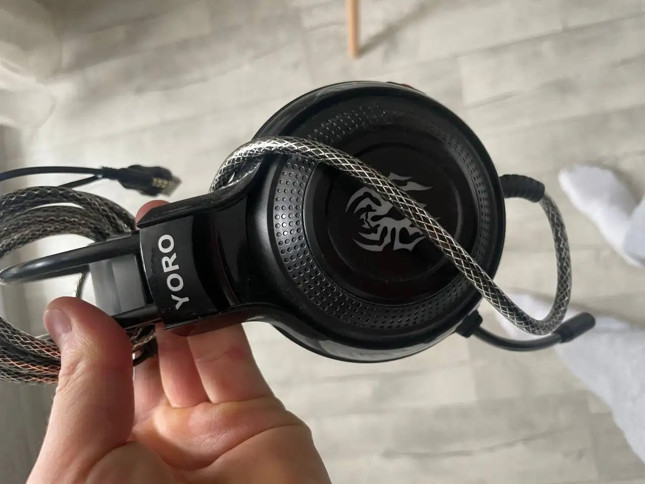 Продам игровые наушники и игровой коврик - Игровые аксессуары (Электроника) в Оренбург