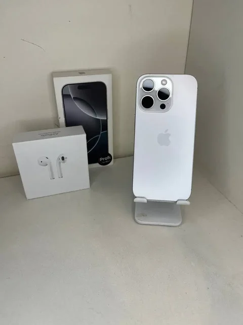 Продажа iPhone 16 Pro Silver 128 gb - Аккумуляторы и пауэрбанки в Оренбург