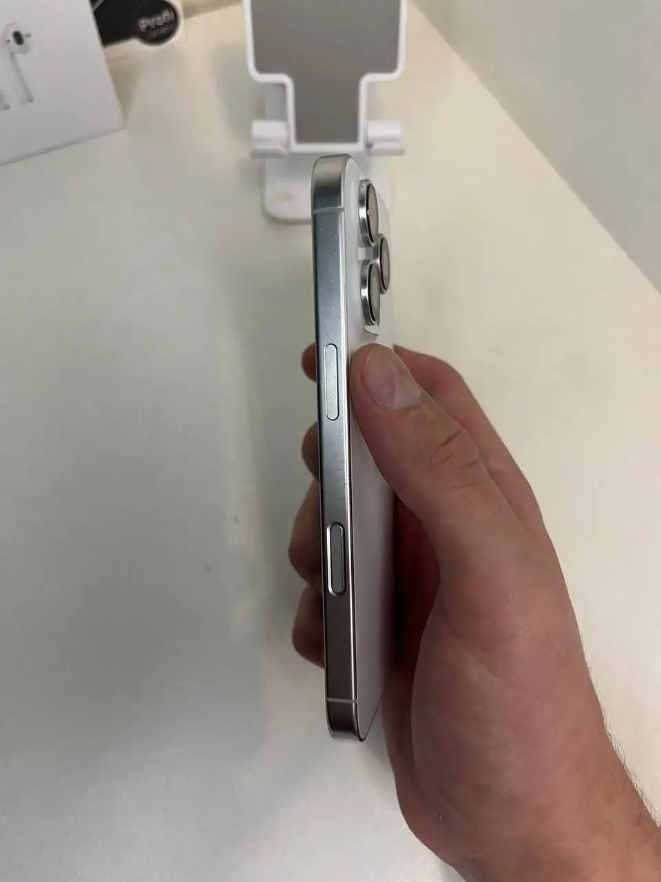 Продажа iPhone 16 Pro Silver 128 gb - Смартфоны (Электроника) в Оренбург