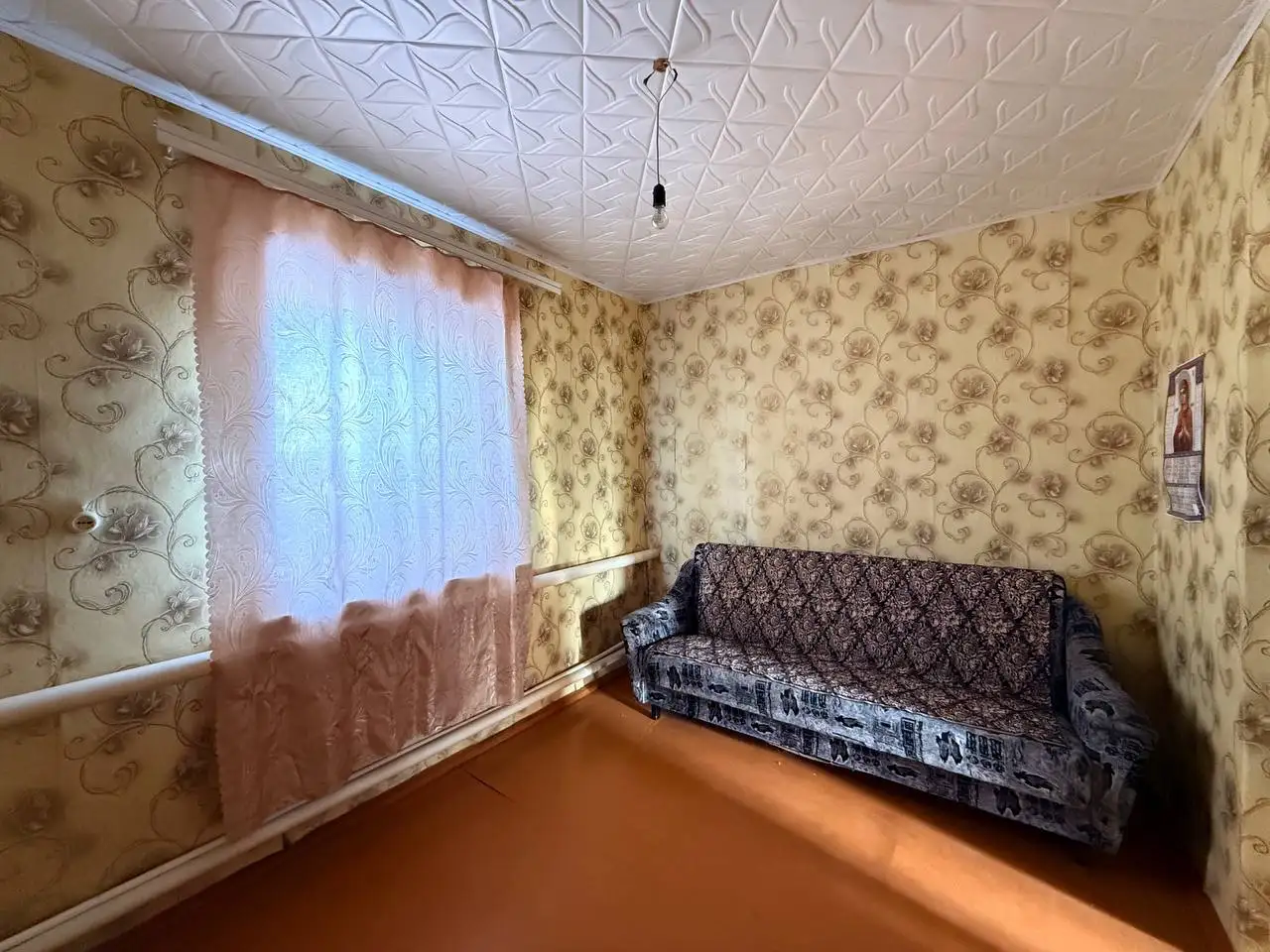 Продаётся уютный дом в центре с. Новопавловка - Дома (Недвижимость) в Новопавловка