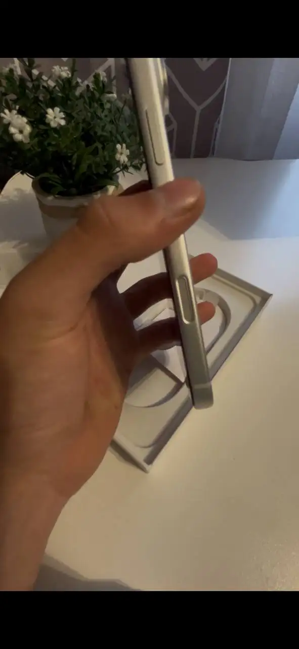 Продам андроид телефон - Смартфоны и телефоны (Электроника) в Оренбург