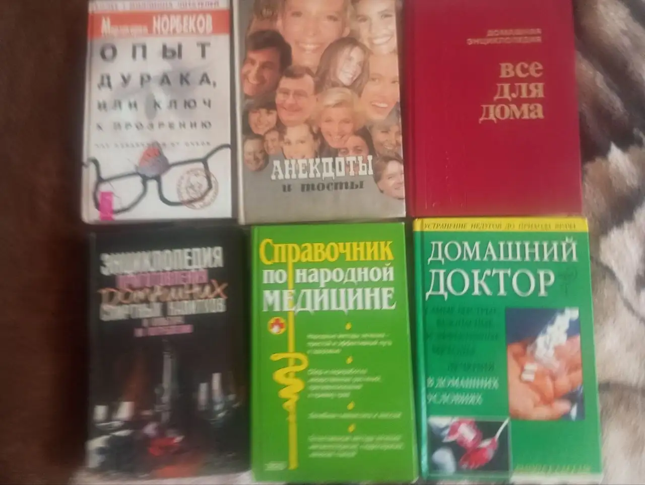 Кровать в отличном состоянии - Мебель (Для дома и дачи) в Оренбург