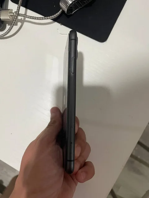 Продам iPhone 11 64GB - частное объявление в Оренбург