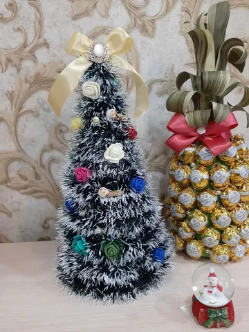 Продам ёлочку 30см и ананас из конфет - Разное в Братск