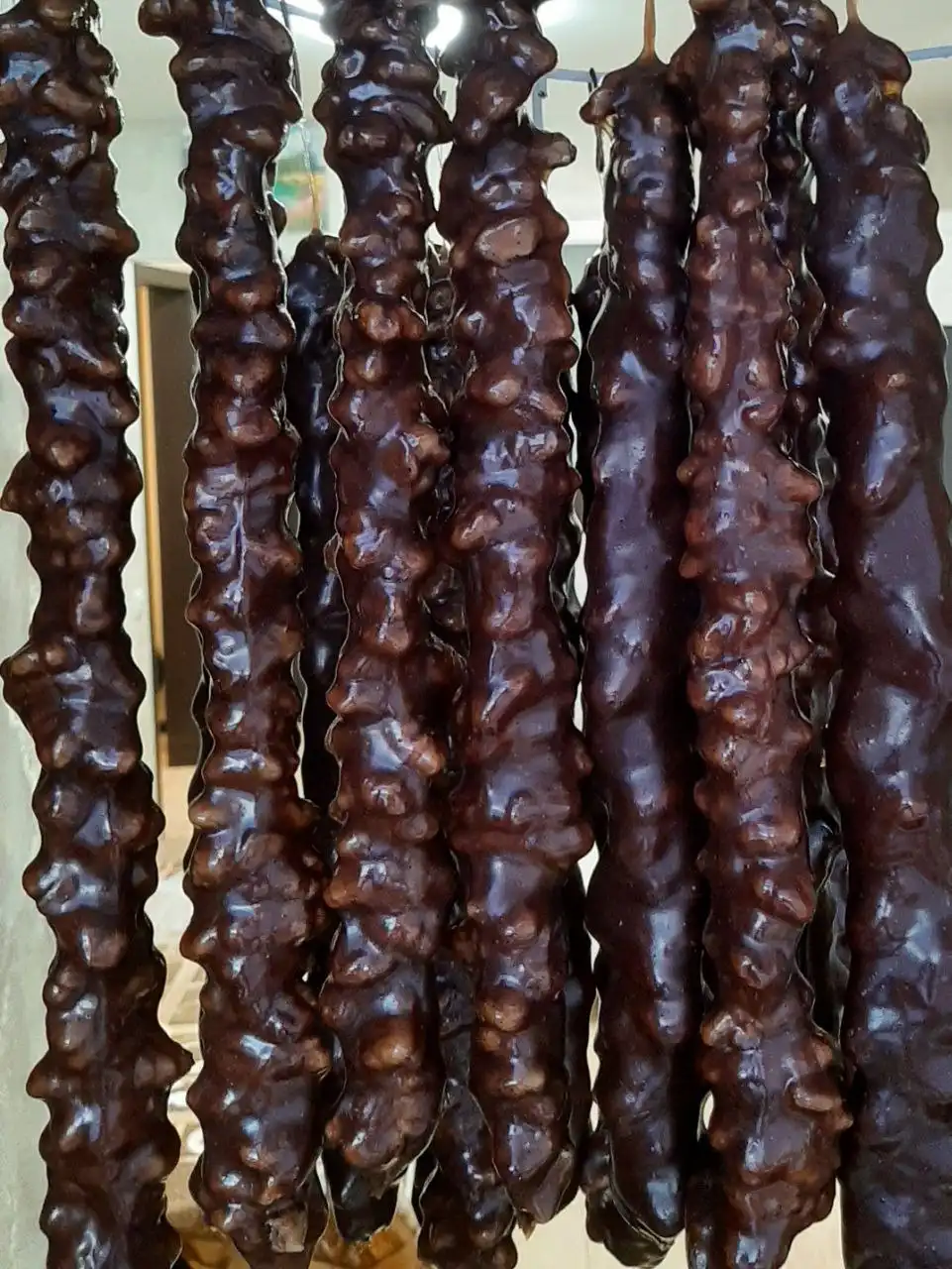 Продажа армянской чурчхелы из грецких орехов