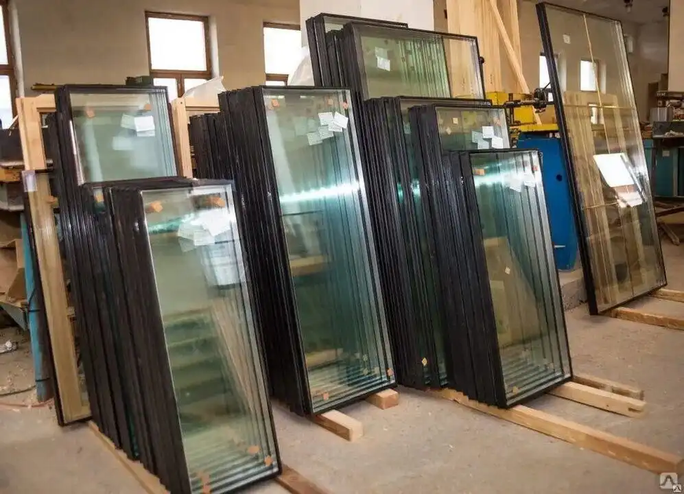 Замена стеклопакетов на пластиковых окнах и балконных дверях - Ремонт окон (Услуги) в Братск