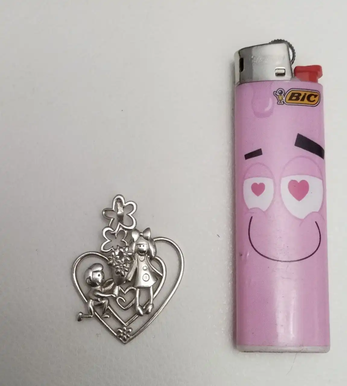 Продам серебряную подвеску