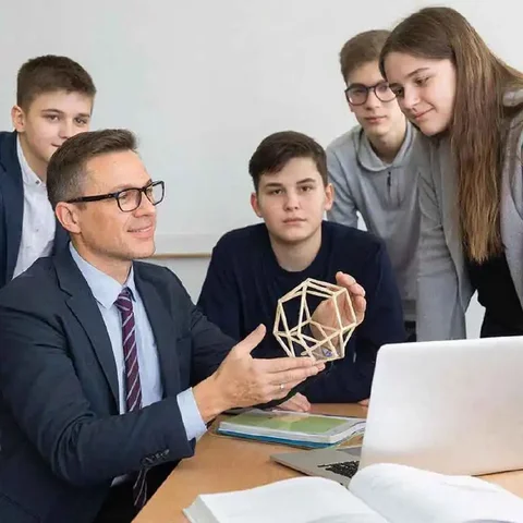 Репетитор по математике для 6-11 классов - Аренда помещений в Братск