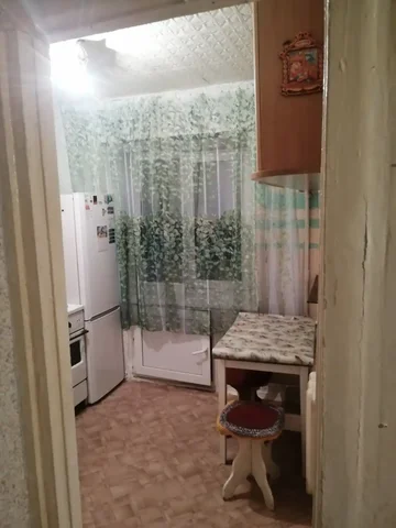 Сдам ухоженную меблированную 1-комнатную квартиру в Братске - Парковка в Братск