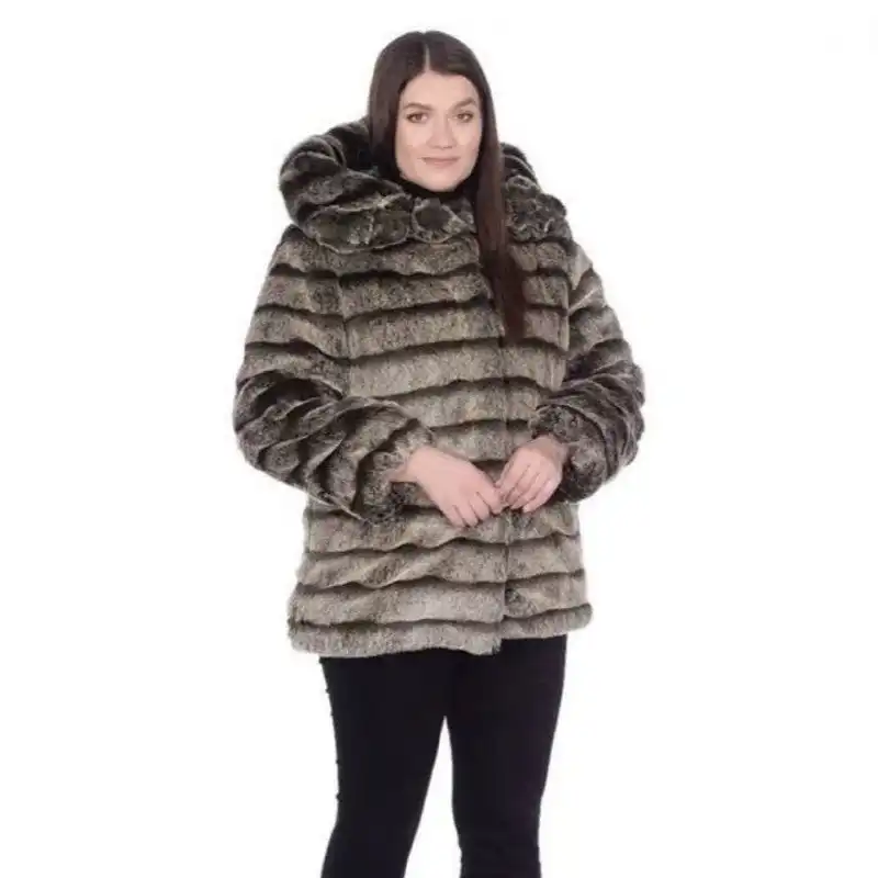 Искусственная шуба размер 46-50 - Верхняя одежда (Одежда) в Братск