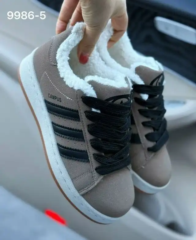 Зимние шины Р36-37 в центре Братска - Шины и диски (Запчасти) в Братск