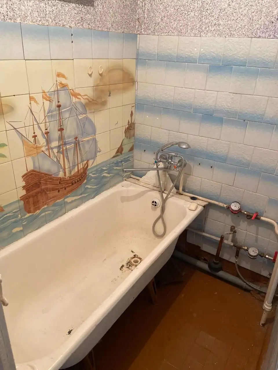 Продажа 2-комнатной квартиры в центре Вихоревки - Квартиры (Недвижимость) в Вихоревка