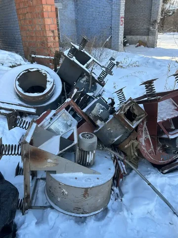 Продам полностью комплектные улитки с двигателем и рамой - Детские товары в Братск