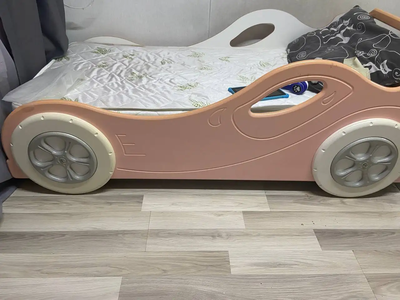 Продажа дивана без матраса - Мебель (Барахолка) в Братск