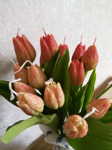 Букеты из цветов-свечей тюльпаны - частное объявление в Братск