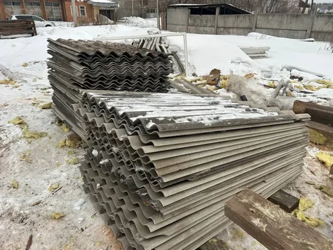 Шифер б/у 175x125 см - Пиломатериалы в Братск