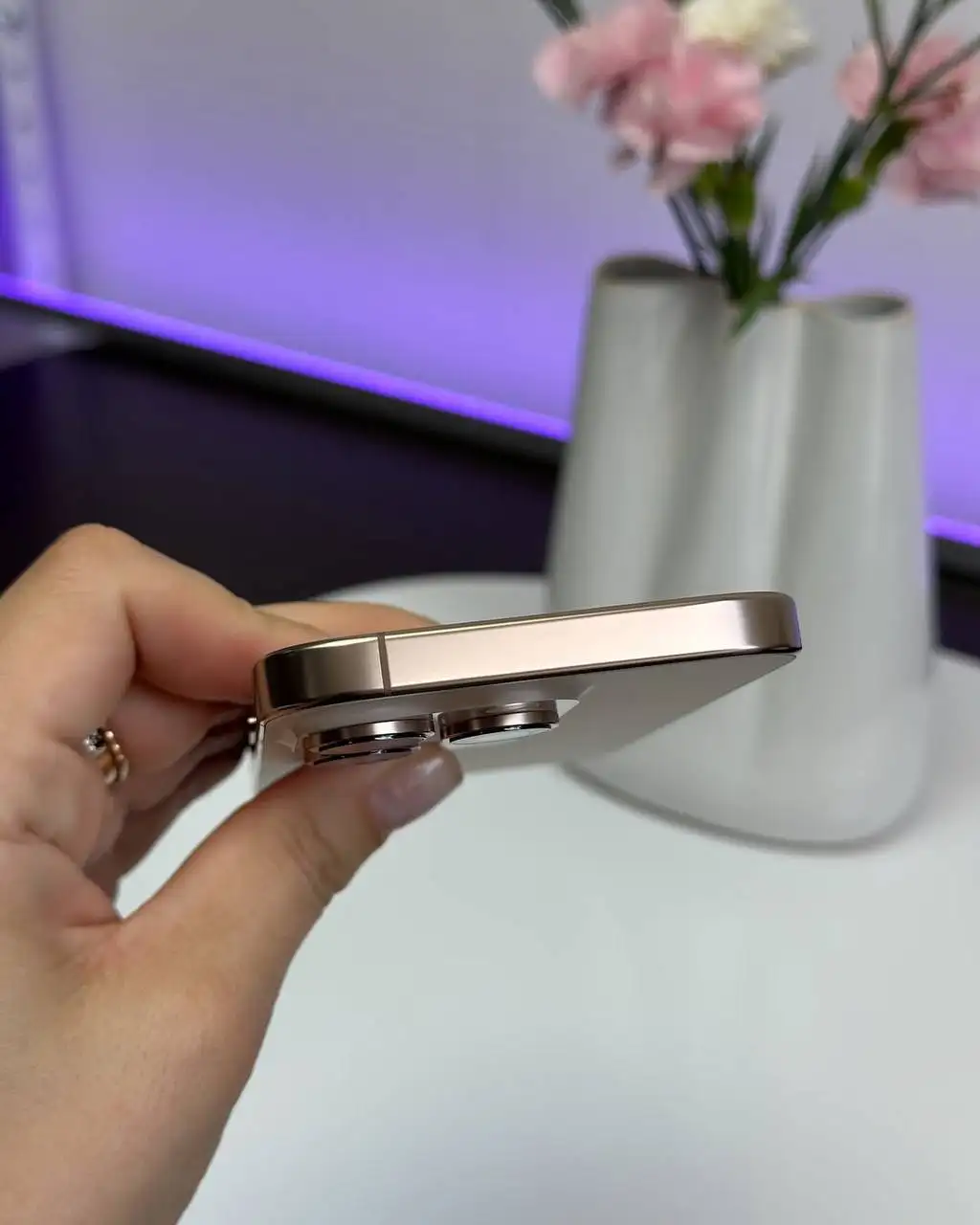 iPhone 16 Pro Desert Titanium 256Gb - Смартфоны (Электроника) в Братск