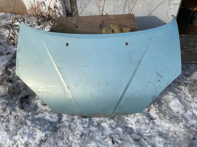 Капот от Toyota Prius 10 - Фильтры для спецтехники в Братск