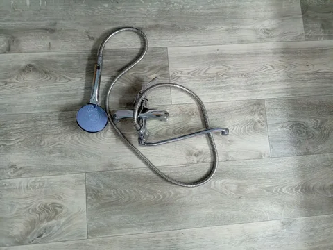 Смеситель для ванны - Топливо в Братск