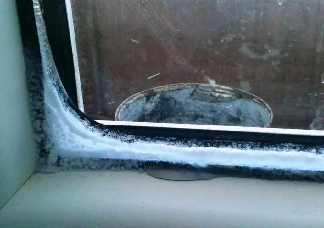 Замена уплотнителей пластиковых окон и балконных дверей - Услуги в Братск