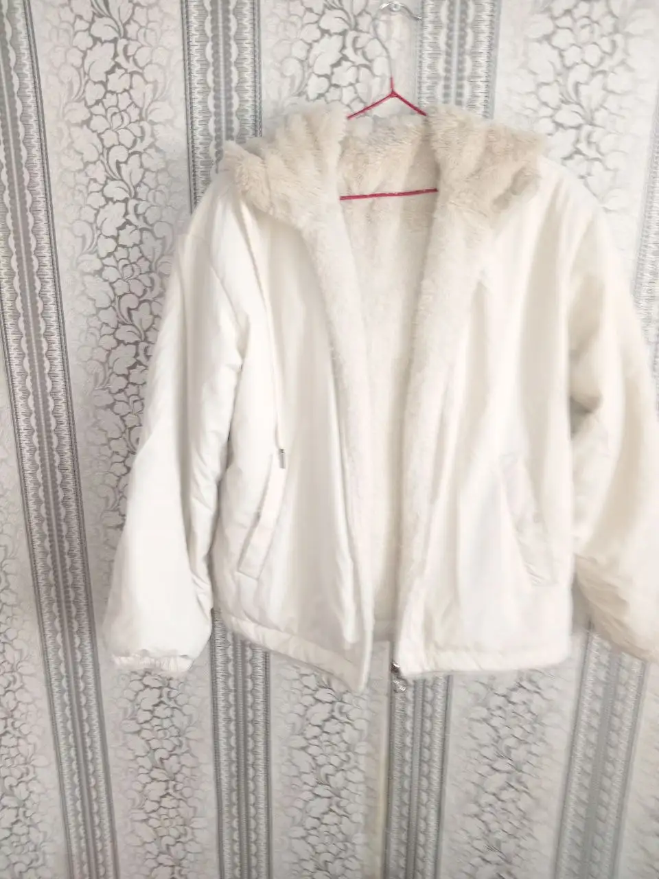 Отдам вещи и сапоги 42-44 и 37-38 размер - Барахолка в Братск