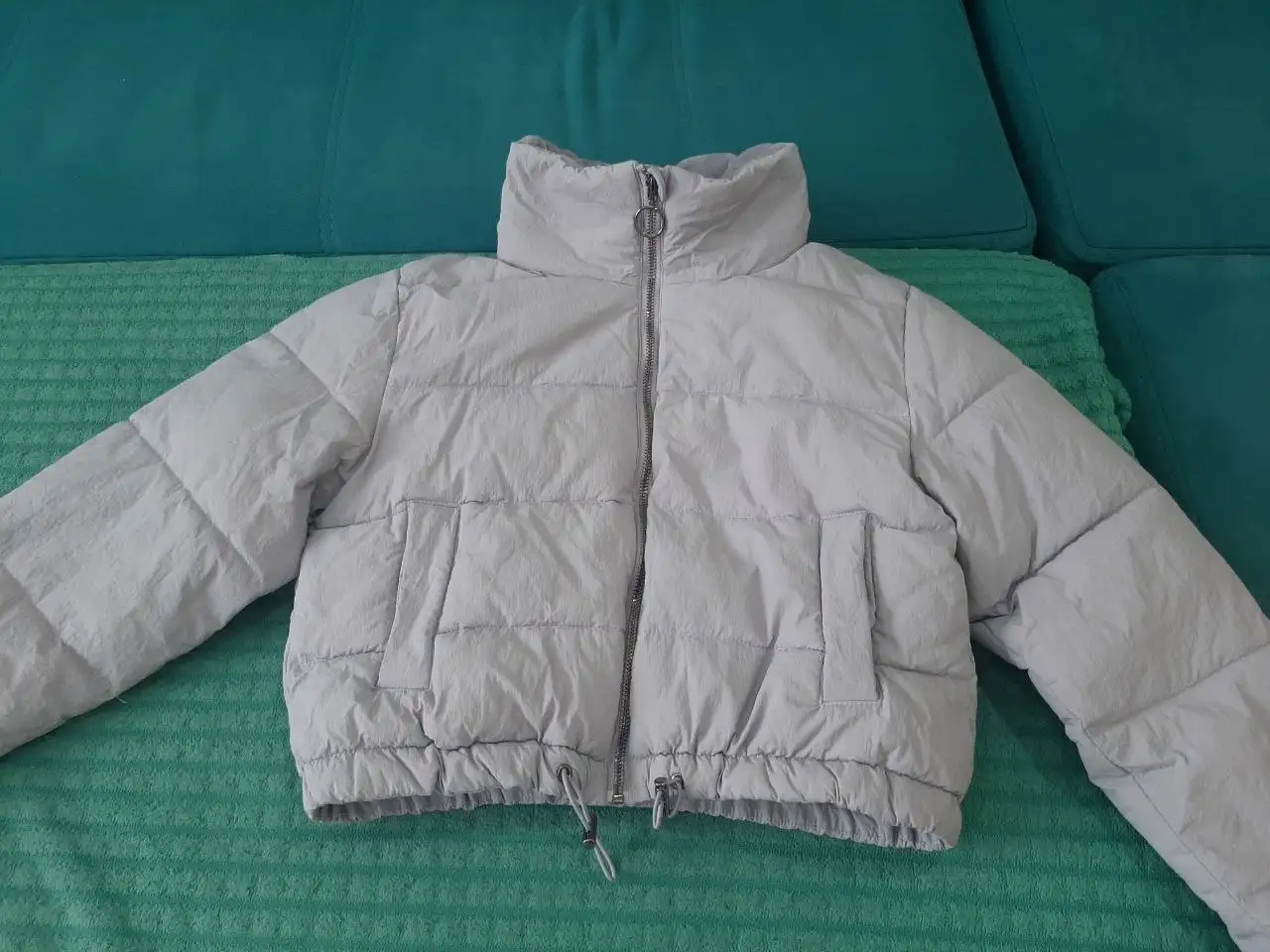 Продам женскую куртку 44р в хорошем состоянии - Верхняя одежда (Одежда) в Братск